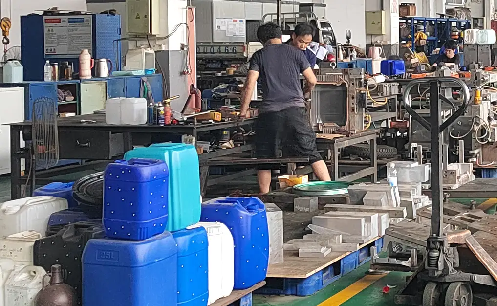Ruixin Mold Company Site Photos