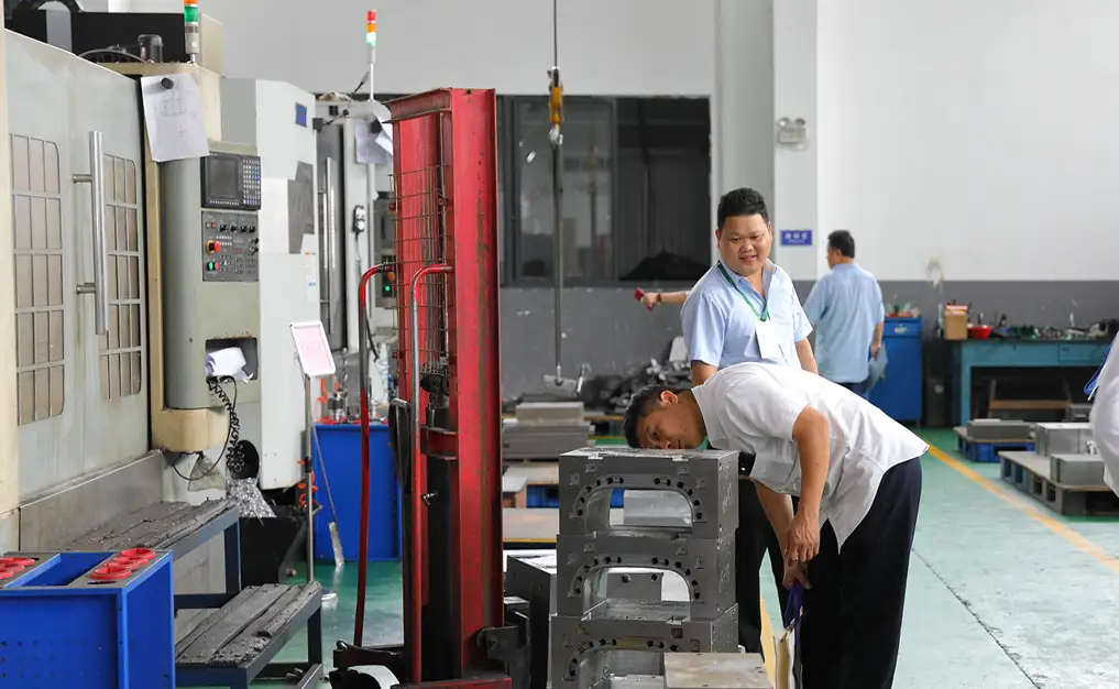 Ruixin Mold Company Site Photos