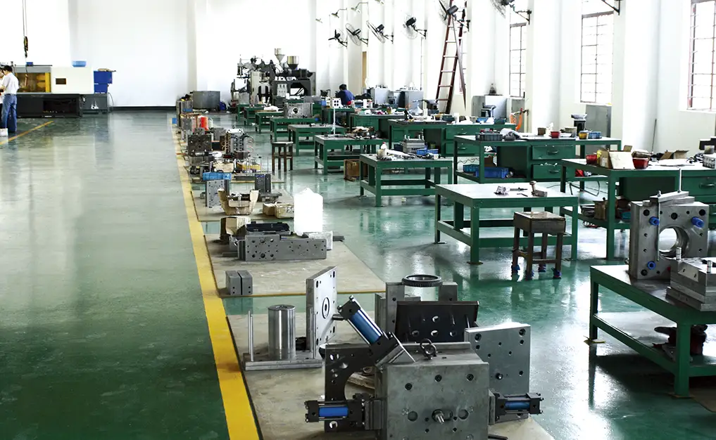 Ruixin Mold Company Site Photos